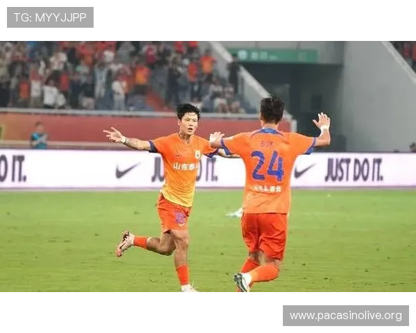 泽卡两度怒吼终唤醒梦游泰山队重新找回久违拼搏战意与强势状态焕